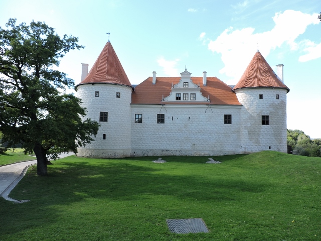 1590 (640x480)