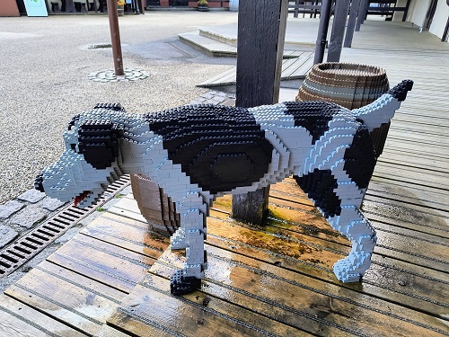 3990